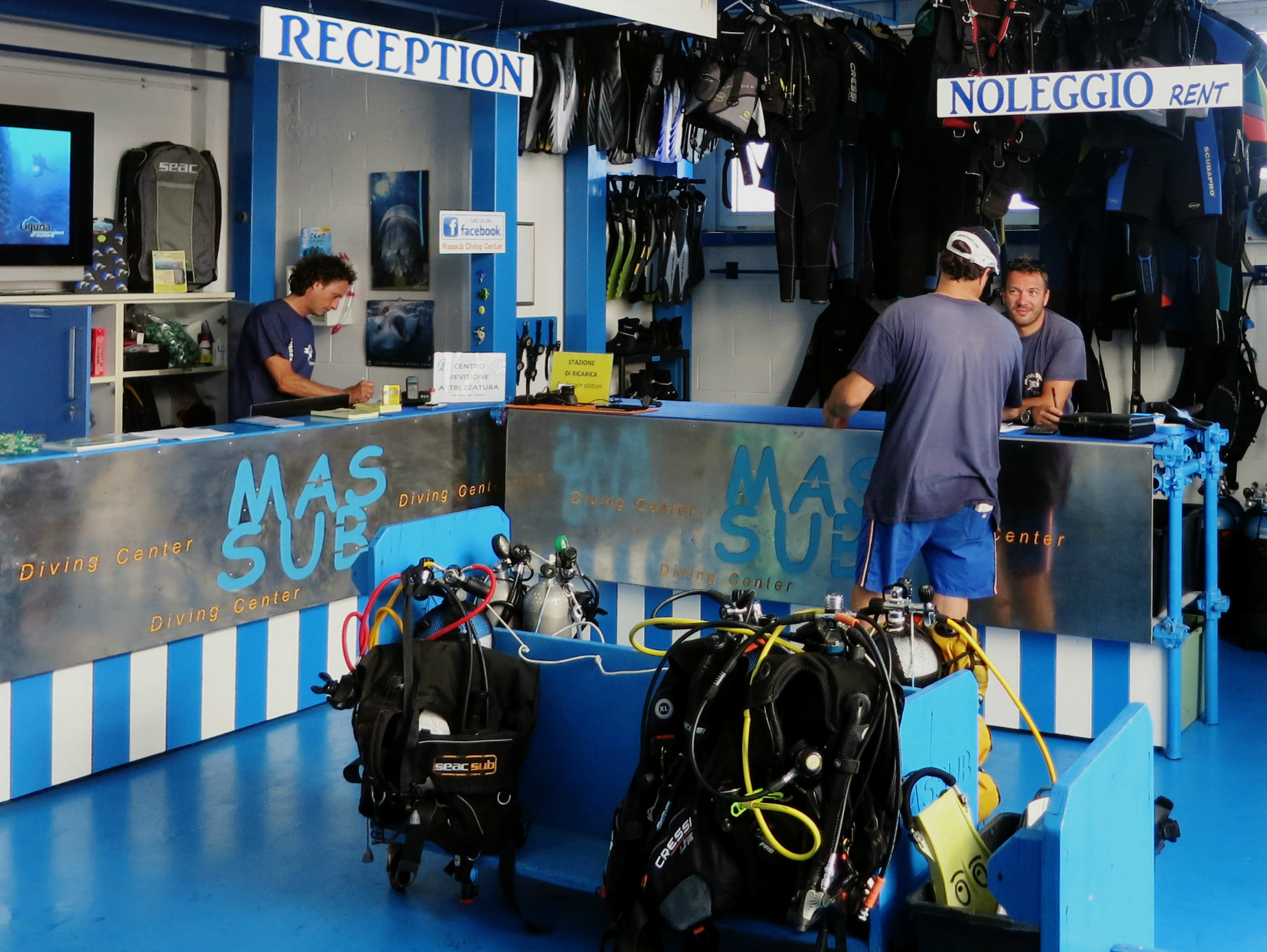 How to Choose the Best Dive Shop for Your Vacation • Scuba Diver Life