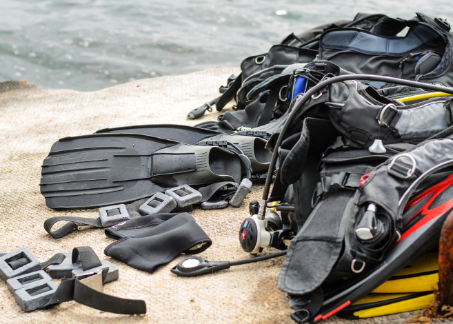 how to store scuba gear