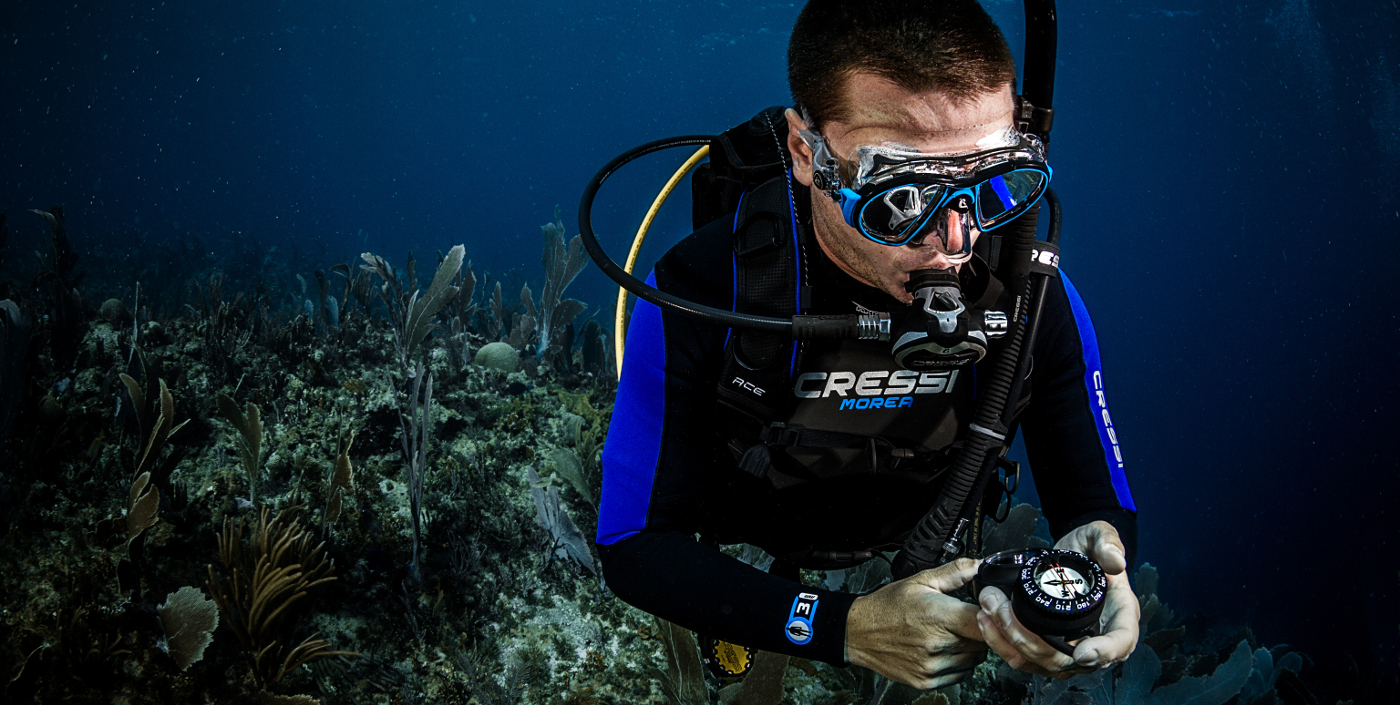 Using a Compass Underwater • Scuba Diver Life