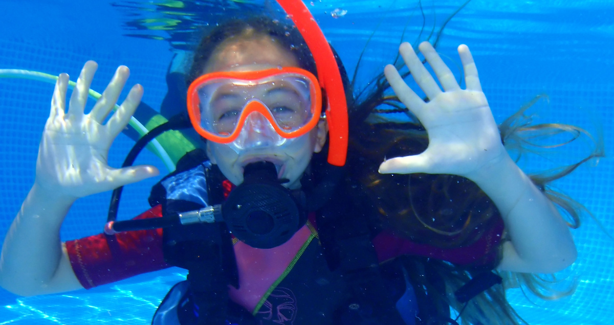 Teaching Your Kids to Dive PADI Bubblemaker Program