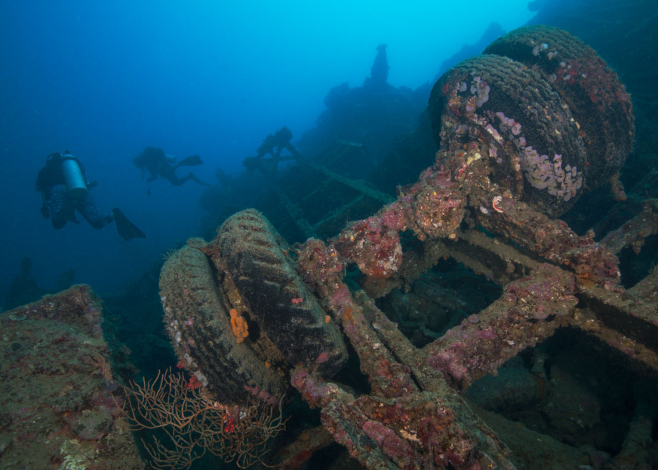Vanuatu wreck dives