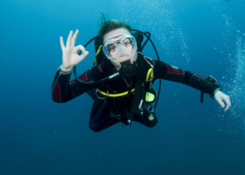 self-reliant diver