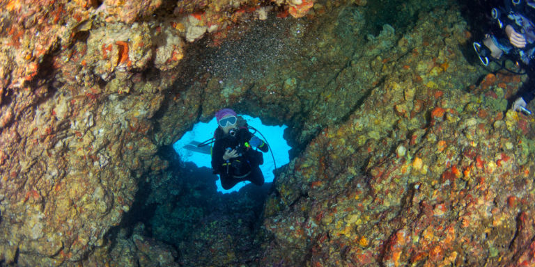 scuba diving in Krabi planning a dive trip